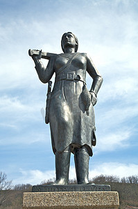 女猎手雕像