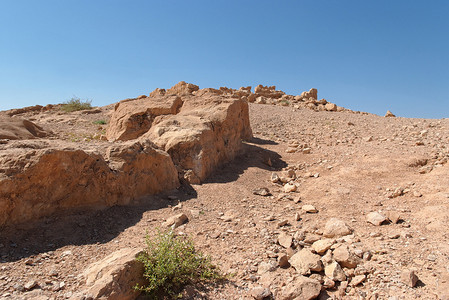 沙漠中古堡垒的破墙