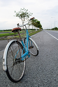 自行车复古摄影照片_自行车复古