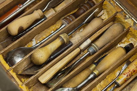 工具专业木雕师