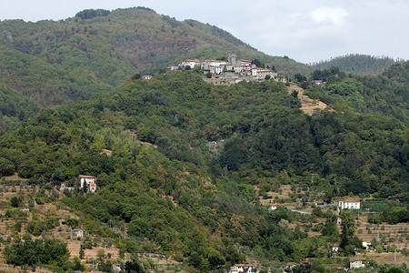 巴尔加是托斯卡纳的中世纪山顶小镇。