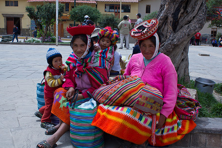秘鲁妇女和儿童肖像