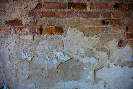 有损坏的膏药的老砖墙