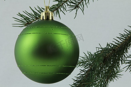 绿色圣诞灯泡