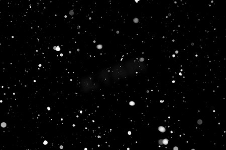 孤立在黑色背景上的雪纹理