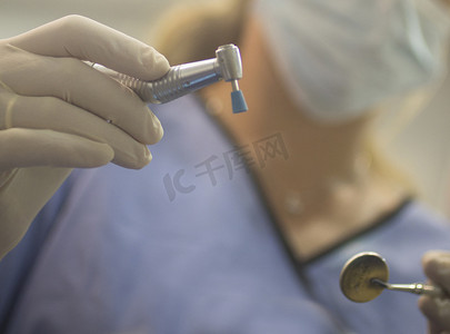 口腔器械摄影照片_牙科仪器牙医清洁工具牙医手术 cli