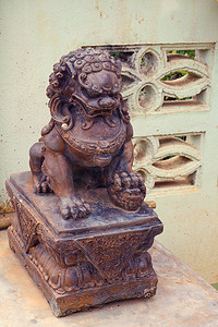 狮子座雕塑