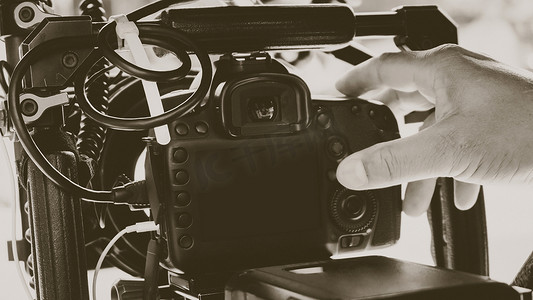 女歌手舞台运动鞋素材年轻女歌手舞台运动鞋图像花絮企业vip免费下载