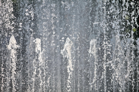 湿热摄影照片_喷泉喷水