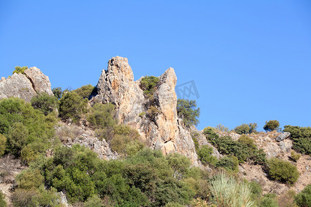 清晰的摄影照片_西班牙山区的岩石