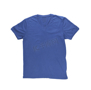 短袖蓝色摄影照片_带剪裁路径的男士蓝色 T 恤。