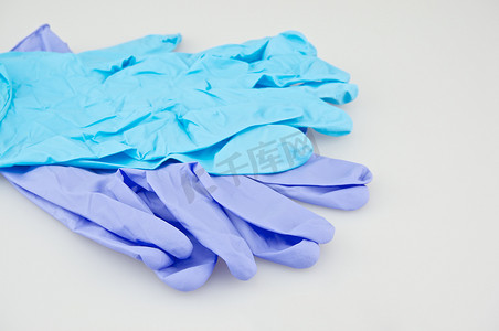 蓝紫色乳胶手套