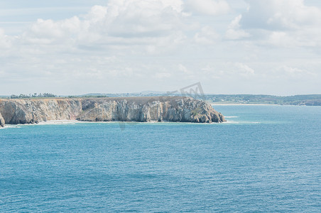 浮夸的摄影照片_Pointe de Pen-hir 位于 Camaret-sur-mer 的 Crozon 半岛