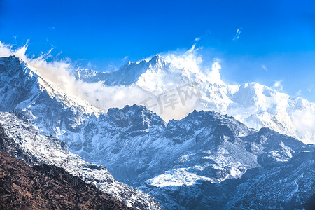 干城章嘉峰是世界第三高峰