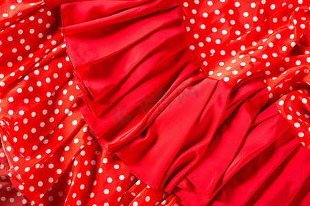 弗拉门戈舞者红色连衣裙与斑点宏