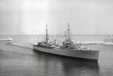 二战战舰在马耳他