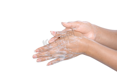 特写女人洗手用白色背景上孤立的肥皂