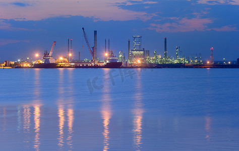 化工石油摄影照片_工业石油化工厂