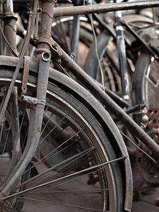 旧生锈自行车零件的抽象拍摄