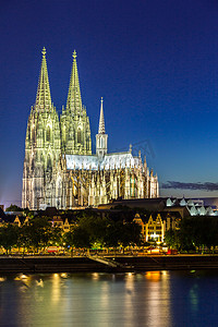 科隆大教堂摄影照片_科隆大教堂 莱茵河