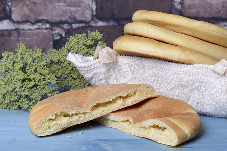 撒丁岛摄影照片_典型的面包在撒丁岛