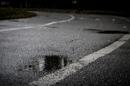 秋雨天旧体育场线