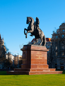 Ferenc Rakoczi 骑在马背上的骑马雕像，Kossuth Lajos 广场，布达佩斯，匈牙利，欧洲