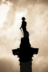 特拉法尔加摄影照片_伦敦特拉法加广场的纳尔逊纪念柱