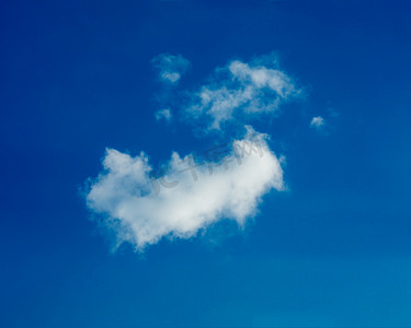 一朵简单的云