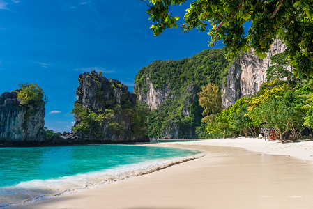 热门句子摄影照片_泰国热门旅游景点 — 洪岛的空荡荡的海滩