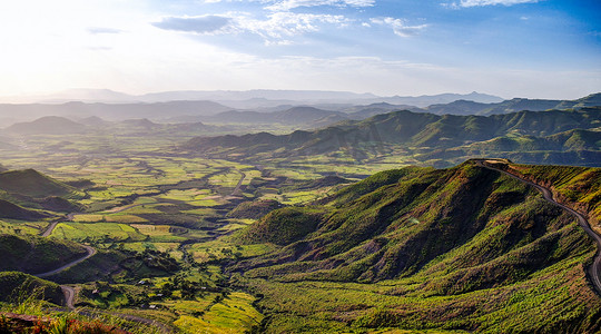 贝拉摄影照片_埃塞俄比亚拉利贝拉周围的 Semien 山脉和山谷全景