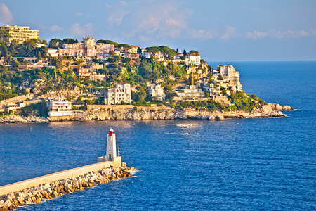 Cap de Nice 半岛和海港入口景观