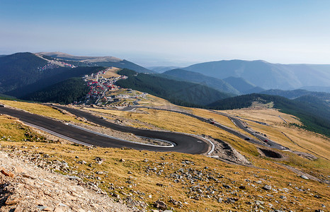 Transalpina 海拔最高的公路穿越卡法蒂亚山脉