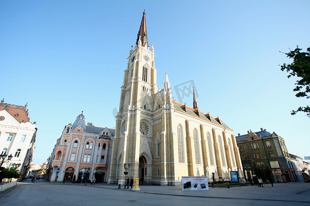 大大教堂 Katolicka Porta.Front-Side 的大大教堂 Ka