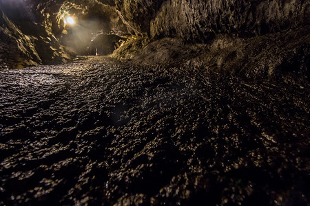 圣维森特火山洞穴