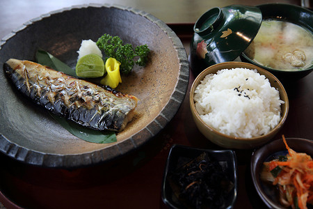 鲭鱼饭 日式料理