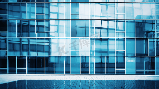 蓝白相间的玻璃墙建筑