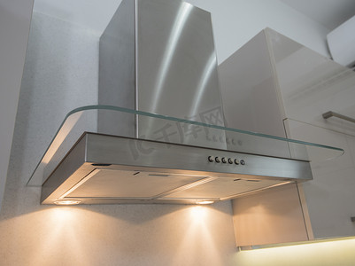 排气扇摄影照片_豪华公寓的现代厨房