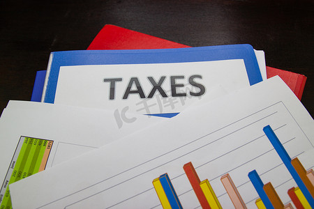 文件夹税务文件和纸质文件概念年度纳税