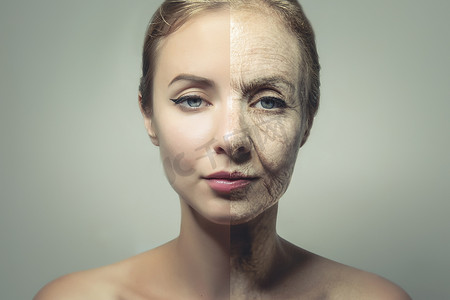 之前和之后摄影照片_女人脸与老皮肤和年轻皮肤的对比肖像