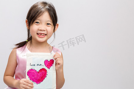 message摄影照片_Child with LOVE MOM Message / Child with LOVE MOM Message, 斯图迪