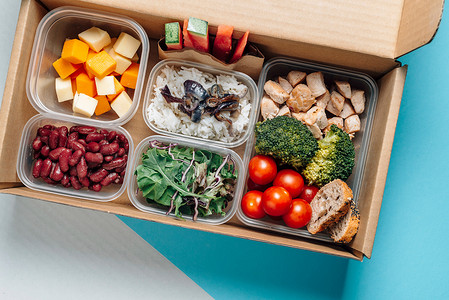午餐盒中的健康食品，最小的概念食品工作。