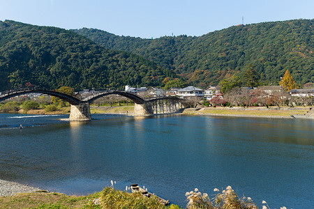 日本木拱形步行锦带桥