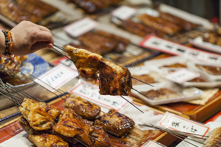 京都的传统食品市场。