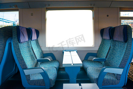 现代火车的座位