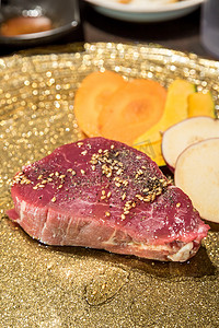 日本和牛鱼片烤肉