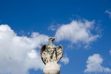 光荣的摄影照片_意大利罗马的老鹰雕像