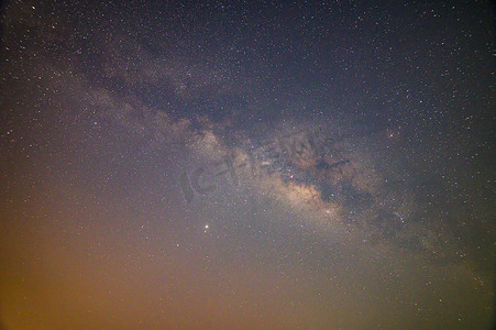 宇宙背景摄影照片_天空背景和星星在晚上银河