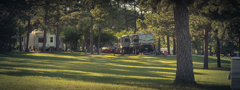 德克萨斯州达拉斯附近的全景休闲车 RV 和露营公园