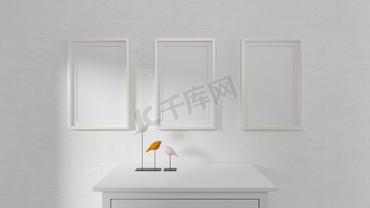 房间墙上挂着垂直白色框架的海报模型